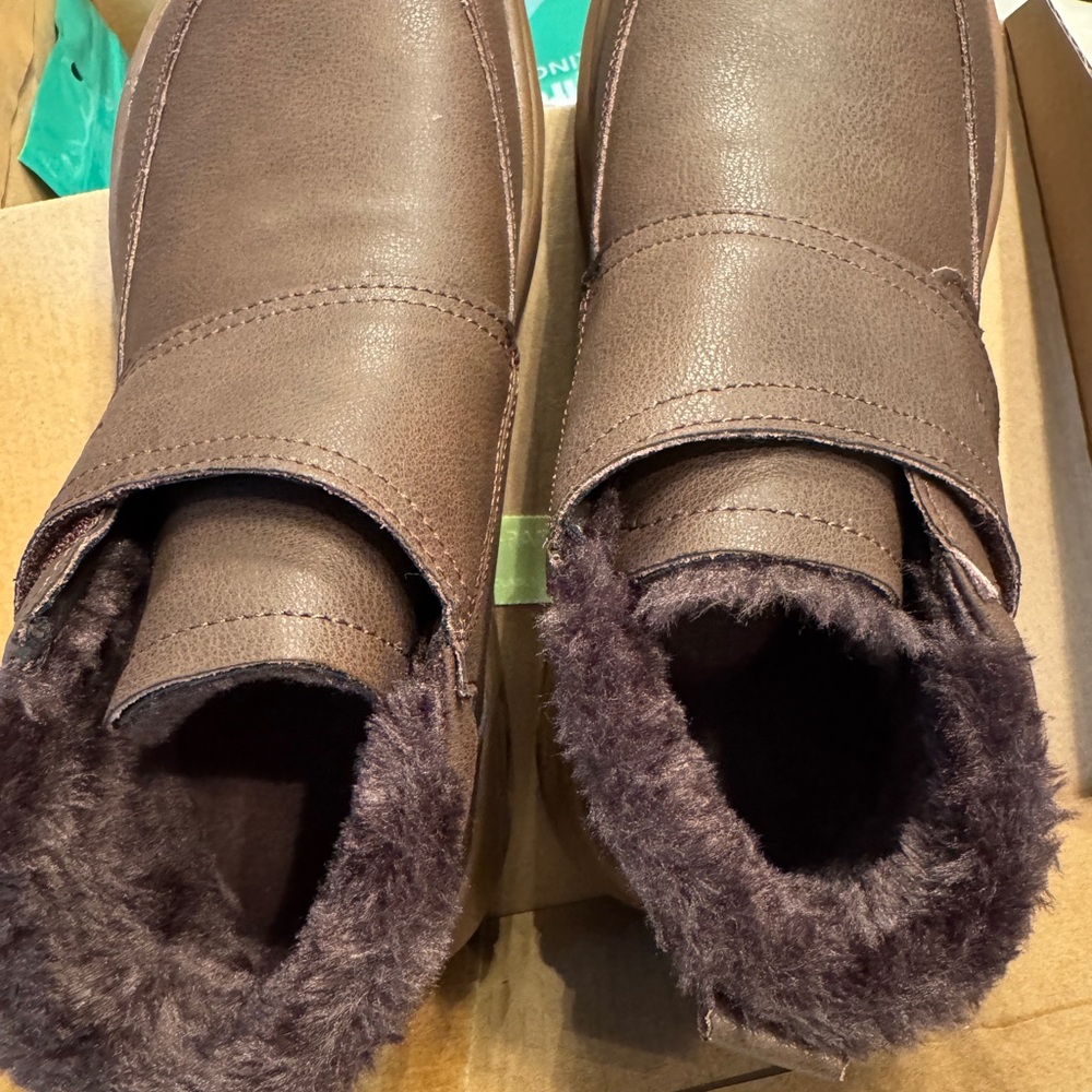Size 9wide OrthoComfoot booties